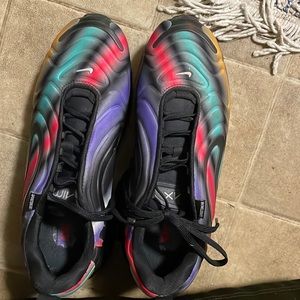 Nike sneakers great vibrant colors